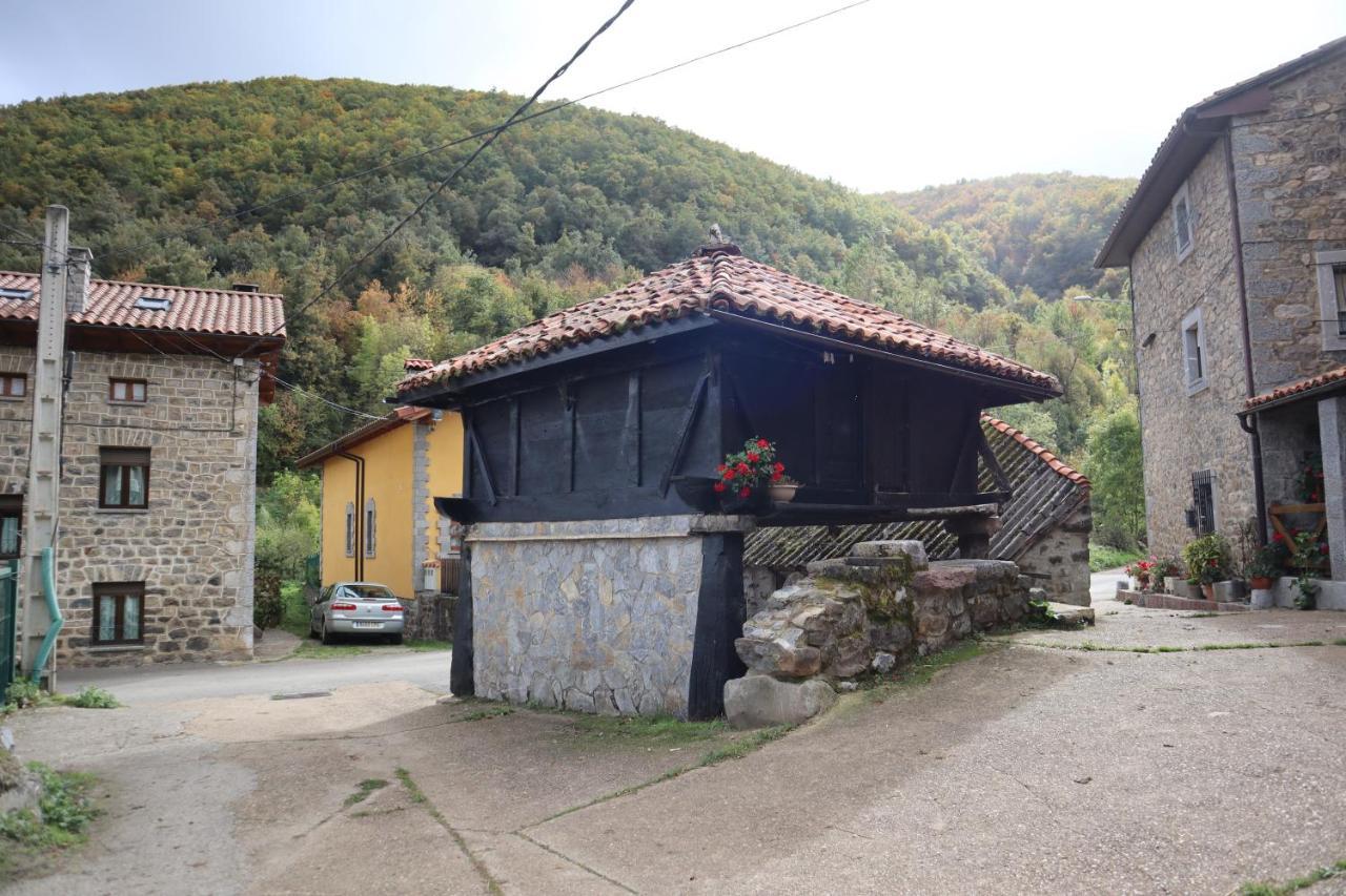 Casa Rural Pambuches Soto De Valdeon Екстер'єр фото